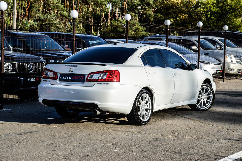 Продам Mitsubishi Galant 2012 года в Киеве