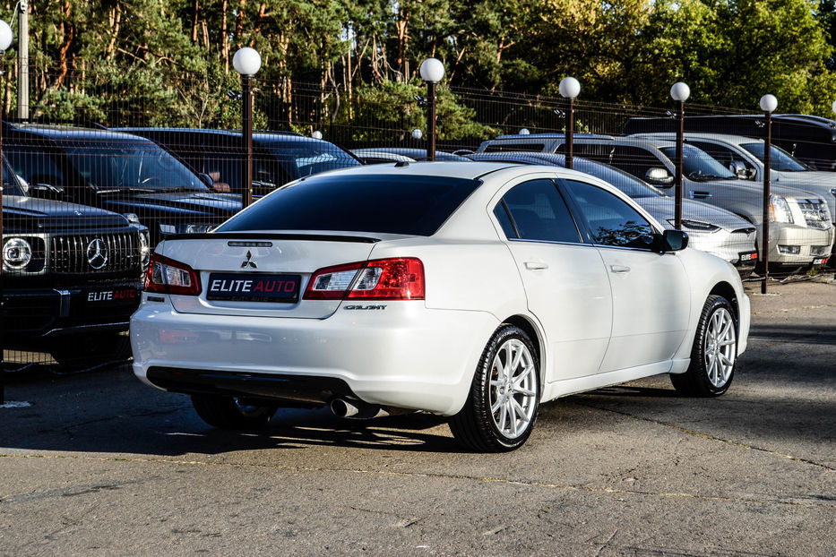 Продам Mitsubishi Galant 2012 года в Киеве