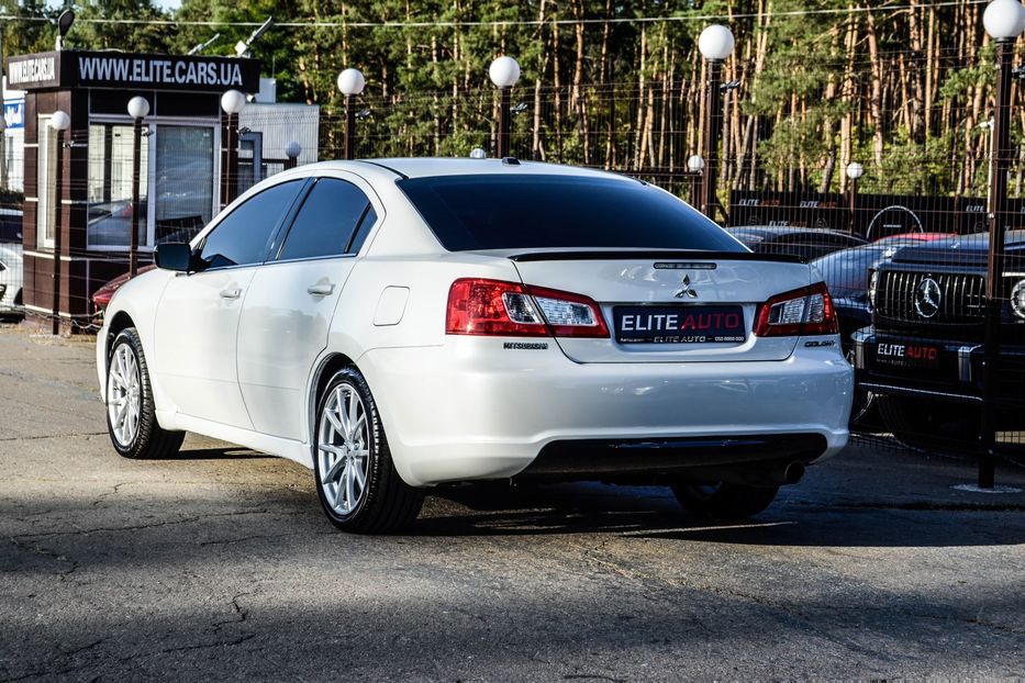 Продам Mitsubishi Galant 2012 года в Киеве