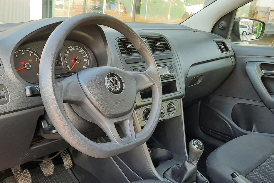 Продам Volkswagen Polo Sedan 2017 года в Николаеве