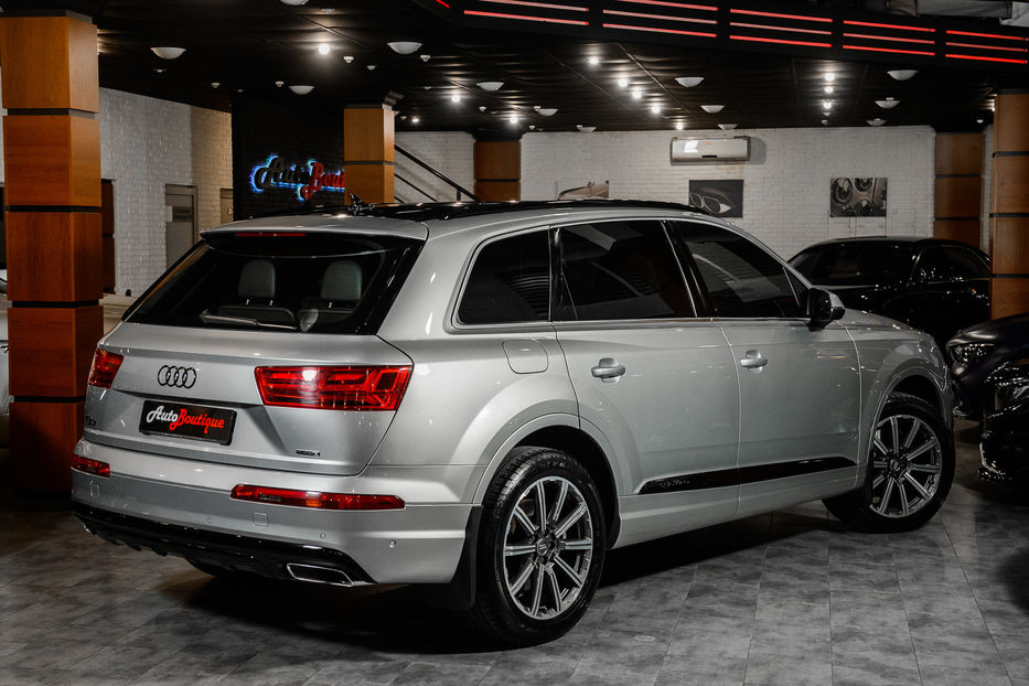 Продам Audi Q7 2017 года в Одессе