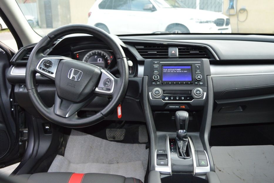 Продам Honda Civic 2016 года в Одессе