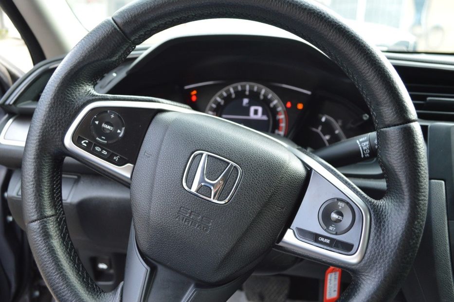 Продам Honda Civic 2016 года в Одессе