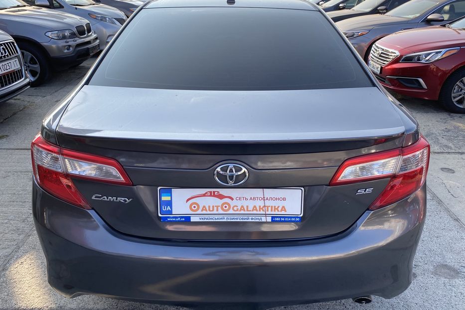 Продам Toyota Camry 2.5 GAZ 2013 года в Одессе