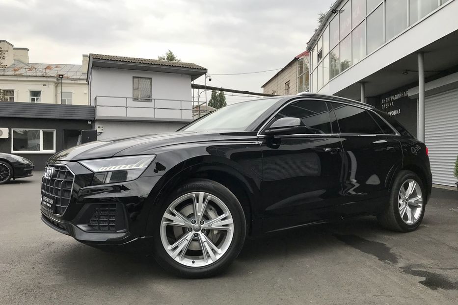 Продам Audi Q8 50 TDI quattro Официал 2019 года в Киеве