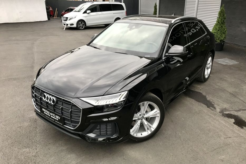 Продам Audi Q8 50 TDI quattro Официал 2019 года в Киеве