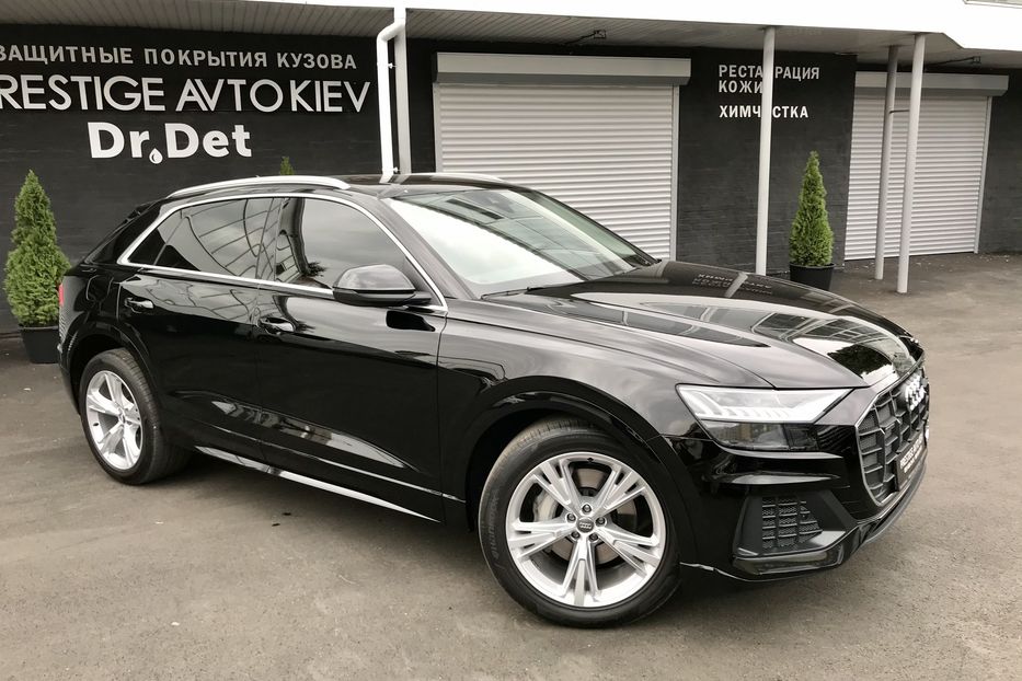 Продам Audi Q8 50 TDI quattro Официал 2019 года в Киеве