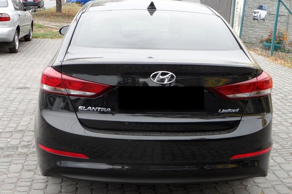 Продам Hyundai Elantra 2016 года в Днепре