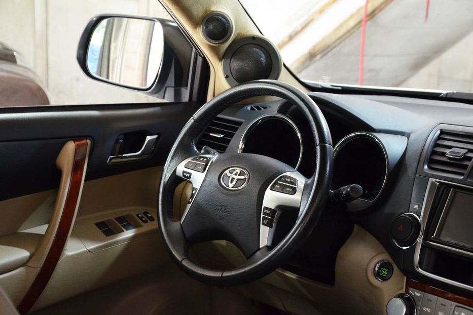 Продам Toyota Highlander 2011 года в Днепре