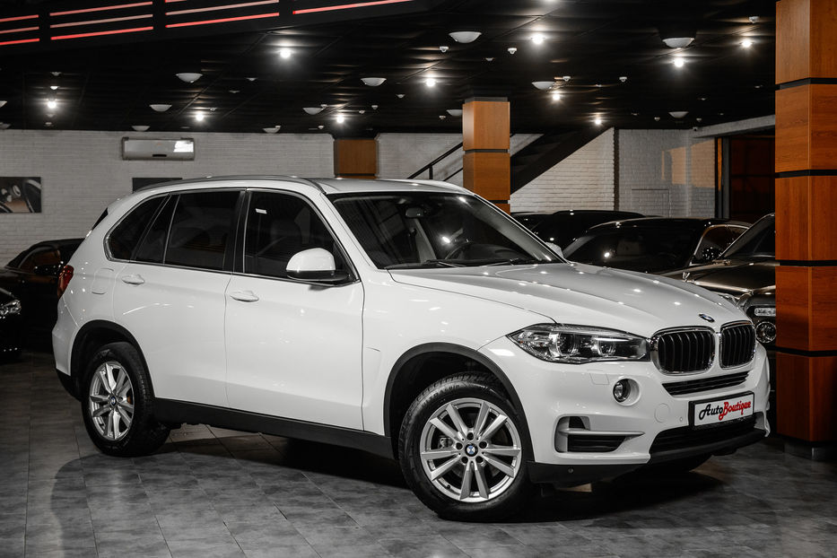 Продам BMW X5 2016 года в Одессе