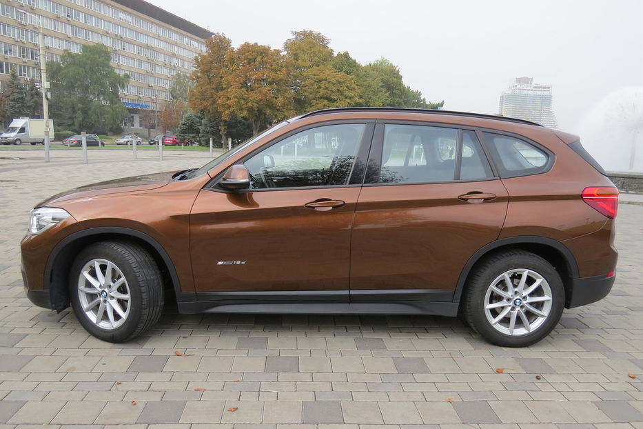 Продам BMW X1 2017 года в Днепре