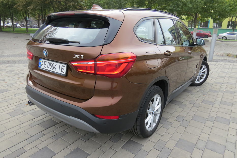 Продам BMW X1 2017 года в Днепре