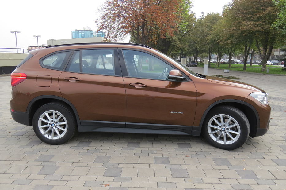 Продам BMW X1 2017 года в Днепре