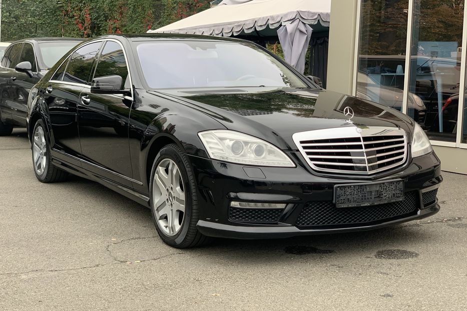 Продам Mercedes-Benz S-Class 500 4 Matic  Style 63 AMG 2008 года в Киеве