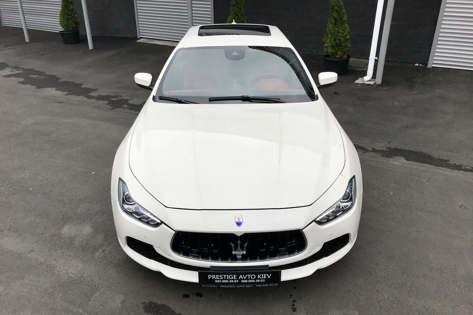 Продам Maserati Ghibli SQ4 2016 года в Киеве