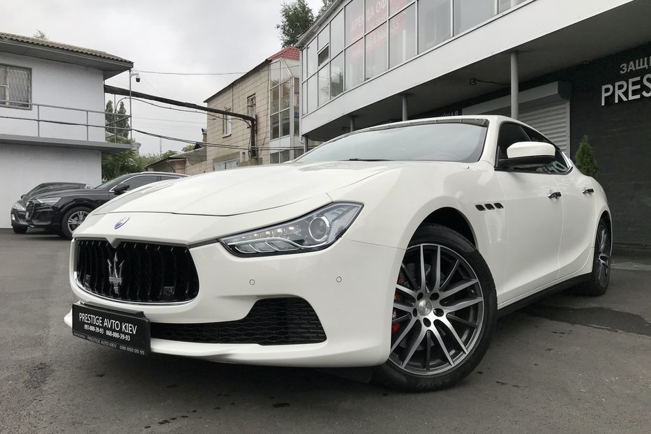 Продам Maserati Ghibli SQ4 2016 года в Киеве