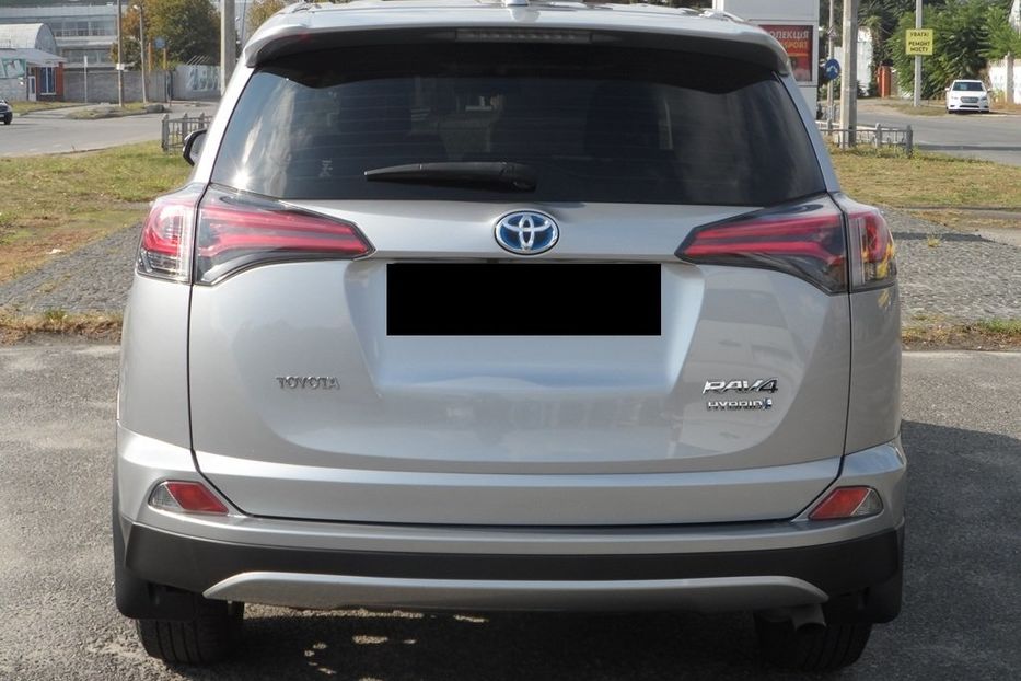 Продам Toyota Rav 4 2016 года в Днепре