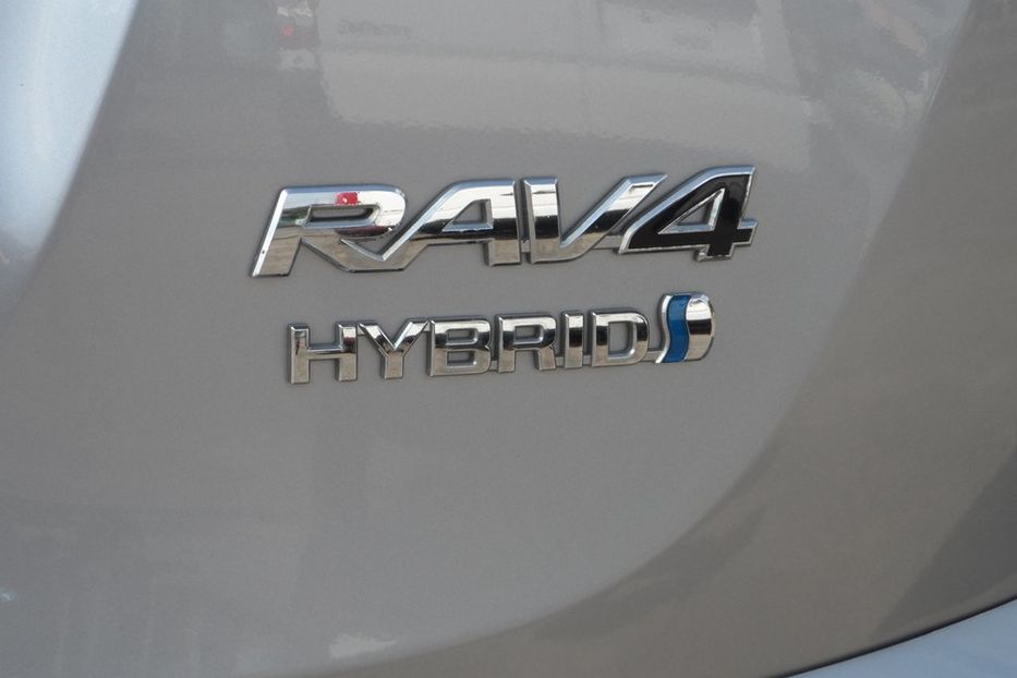 Продам Toyota Rav 4 2016 года в Днепре