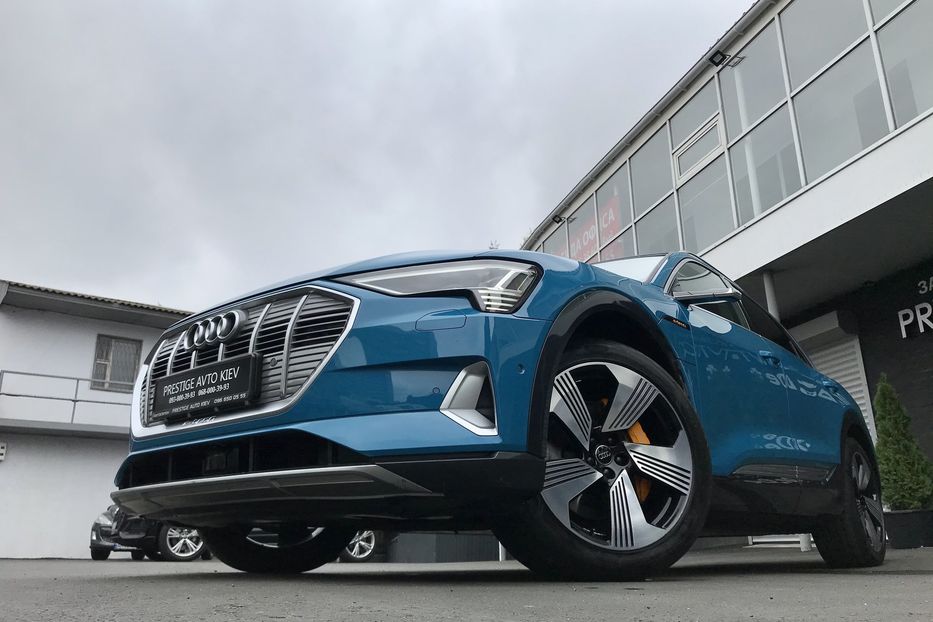 Продам Audi E-Tron 55 quattro Edition One 2019 года в Киеве