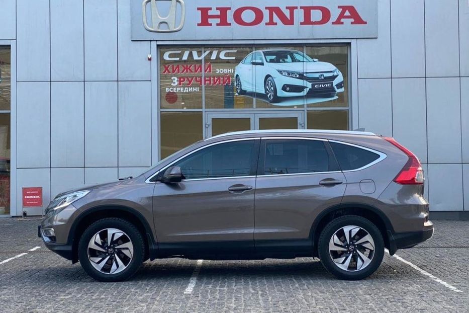 Продам Honda CR-V 2016 года в Днепре