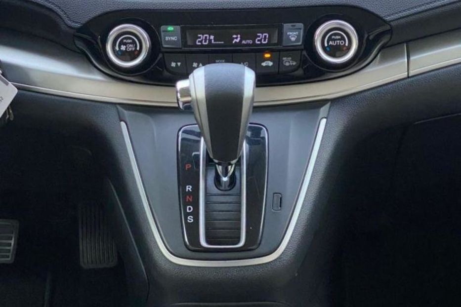 Продам Honda CR-V 2016 года в Днепре