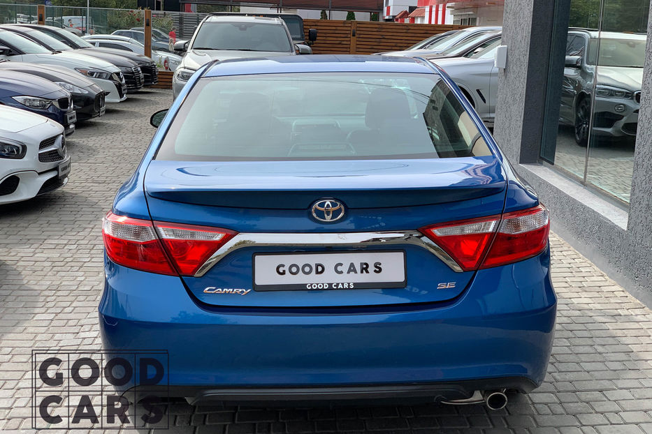 Продам Toyota Camry se 2017 года в Одессе