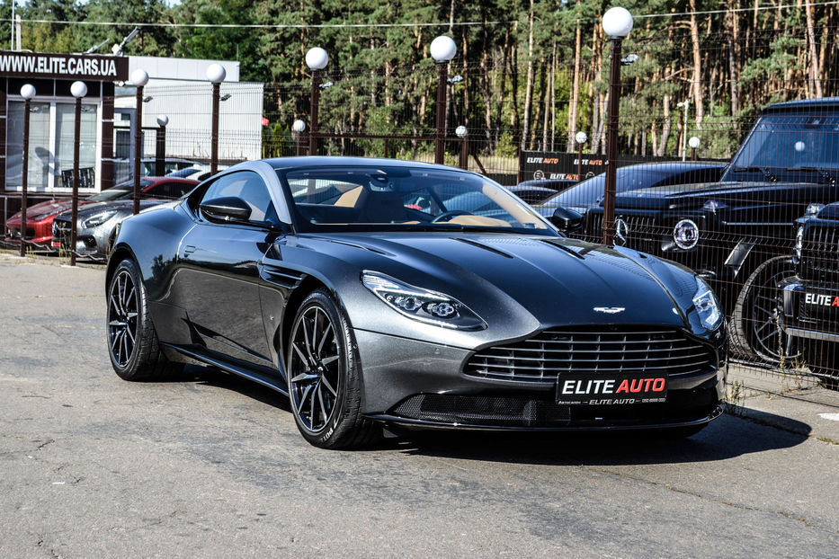 Продам Aston Martin DBS DB 11 Launch Edition 2018 года в Киеве