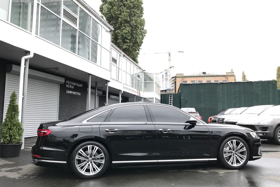 Продам Audi A8 55 TFSI 2018 года в Киеве