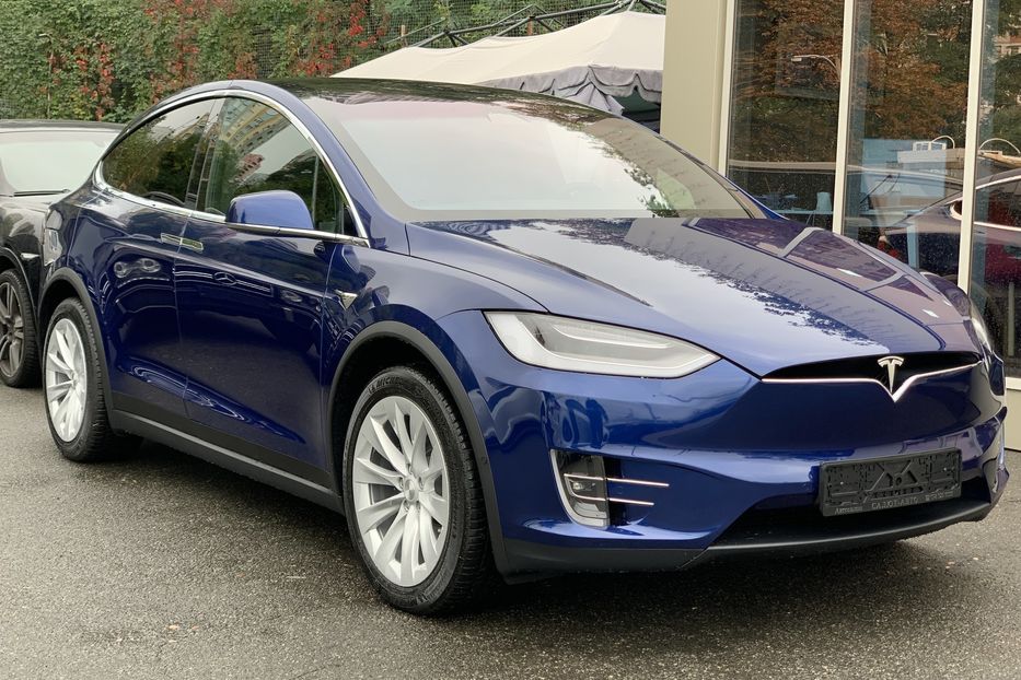 Продам Tesla Model X 100 D Dual Motor 2020 года в Киеве