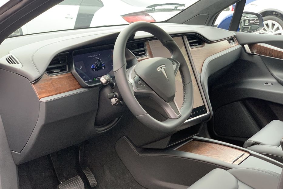 Продам Tesla Model X 100 D Dual Motor 2020 года в Киеве