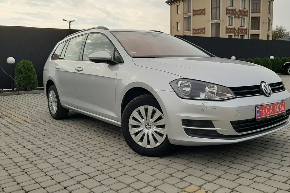 Продам Volkswagen Golf VII Німеччина без підкрасів 2015 года в Львове