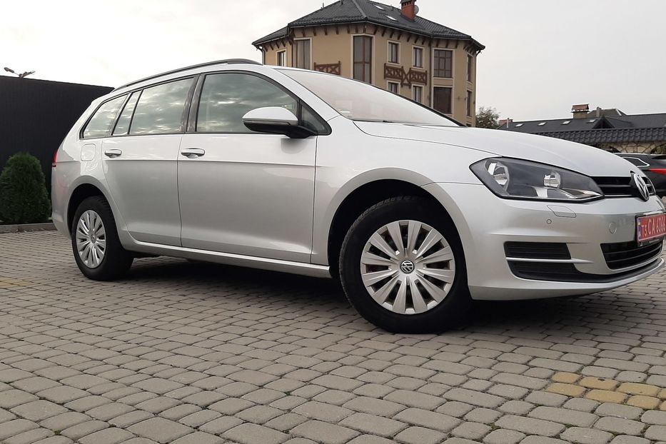 Продам Volkswagen Golf VII Німеччина без підкрасів 2015 года в Львове