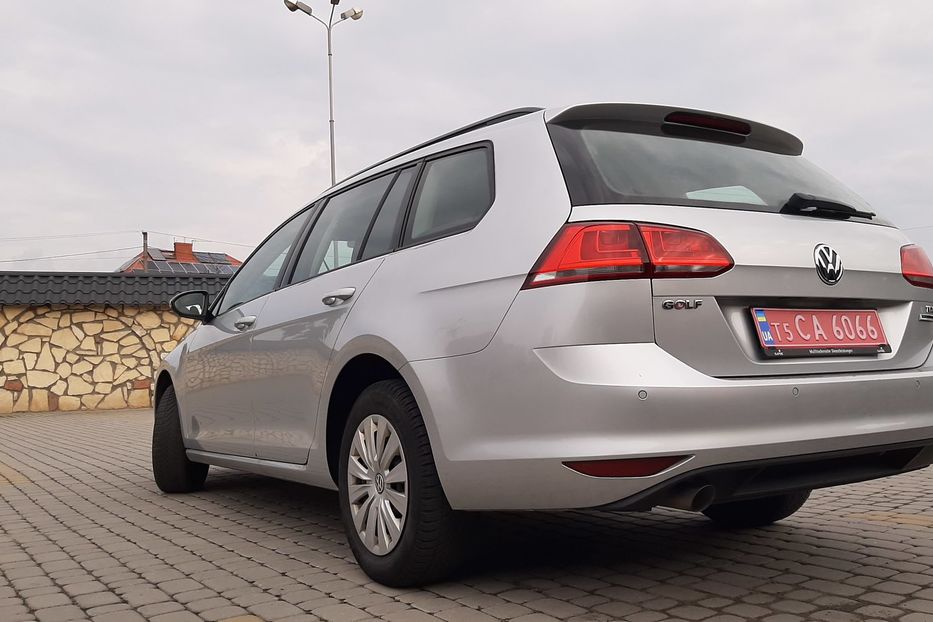 Продам Volkswagen Golf VII Німеччина без підкрасів 2015 года в Львове