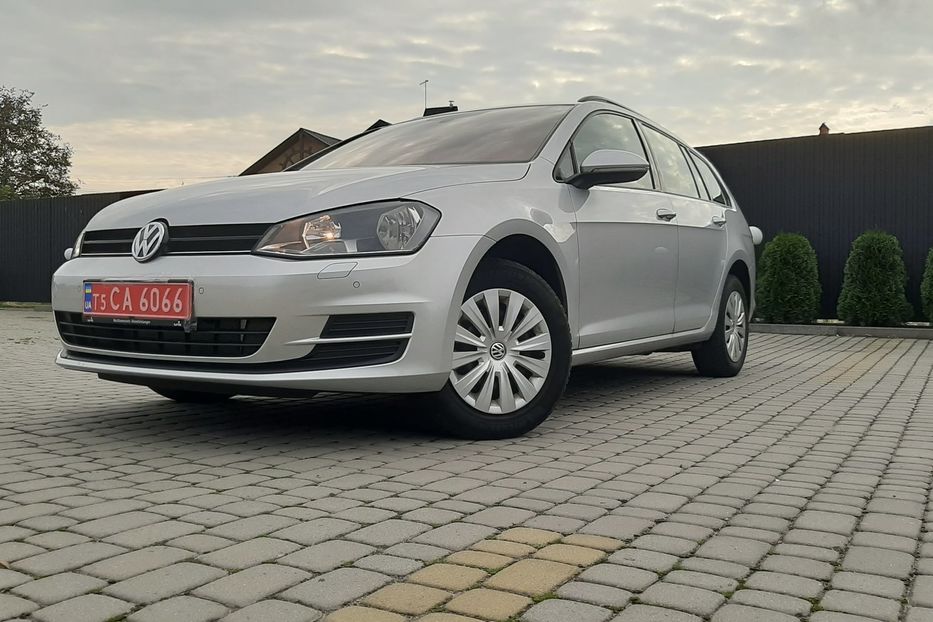 Продам Volkswagen Golf VII Німеччина без підкрасів 2015 года в Львове