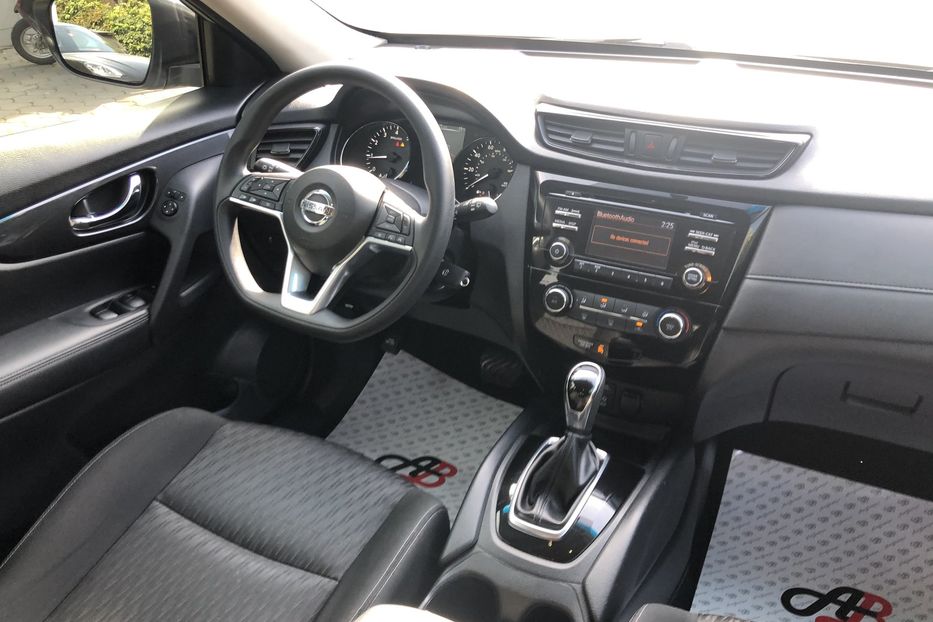 Продам Nissan Rogue 2017 года в Одессе