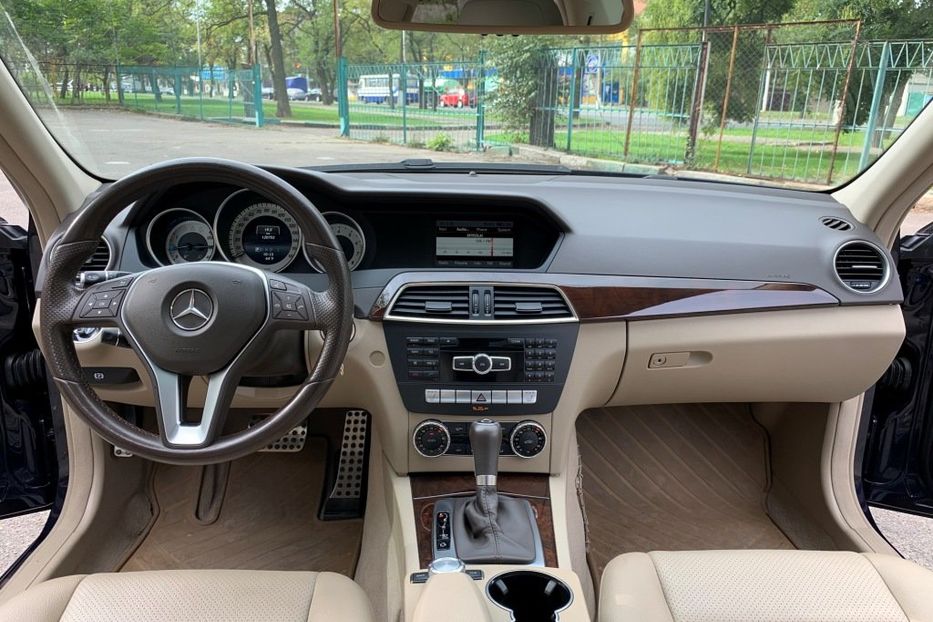 Продам Mercedes-Benz C-Class 250 2014 года в Николаеве