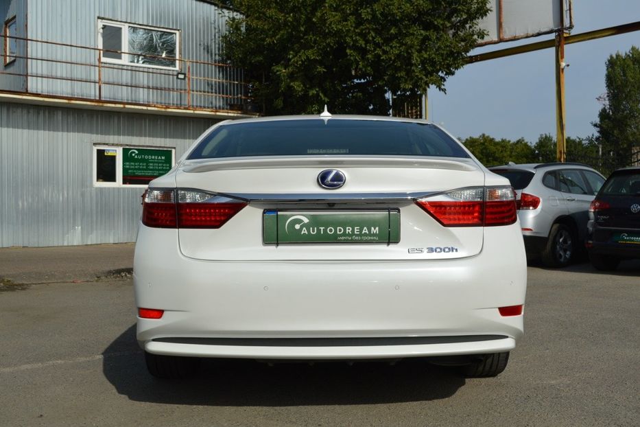 Продам Lexus ES 300 Hybrid 2012 года в Одессе