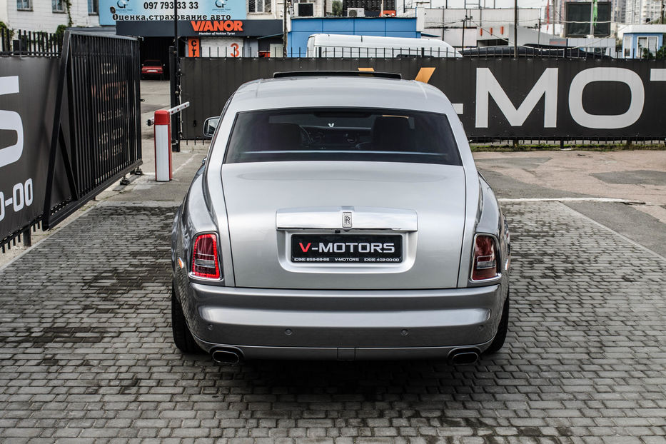 Продам Rolls-Royce Phantom VII 2012 года в Киеве