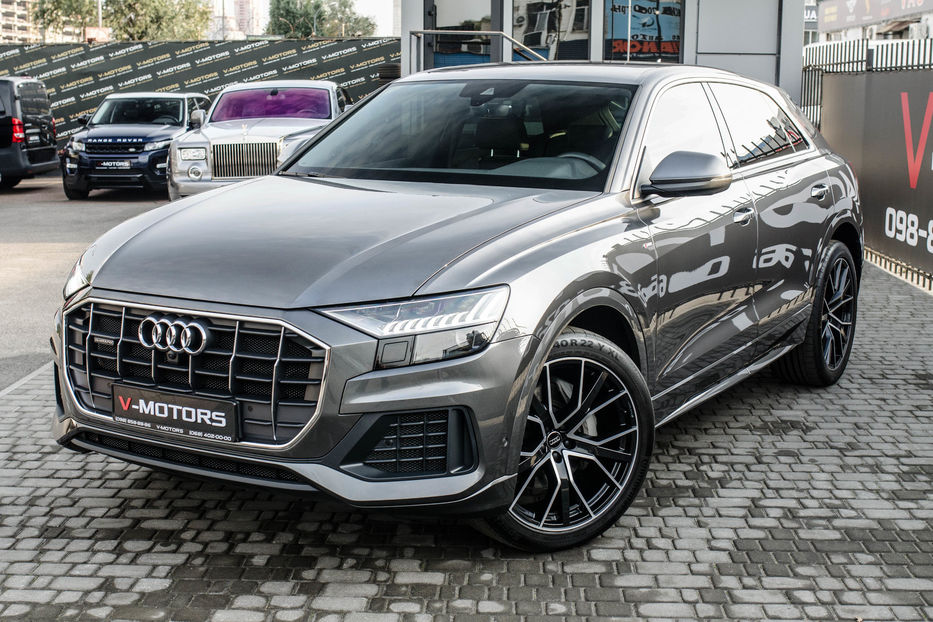 Продам Audi Q8 50TDI S-Line 2019 года в Киеве