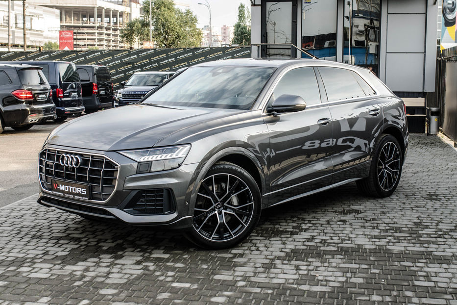 Продам Audi Q8 50TDI S-Line 2019 года в Киеве