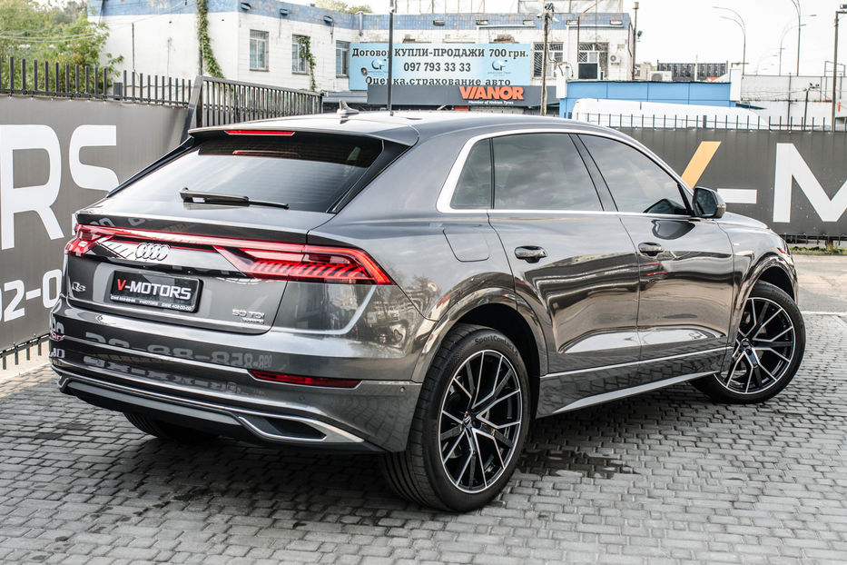 Продам Audi Q8 50TDI S-Line 2019 года в Киеве