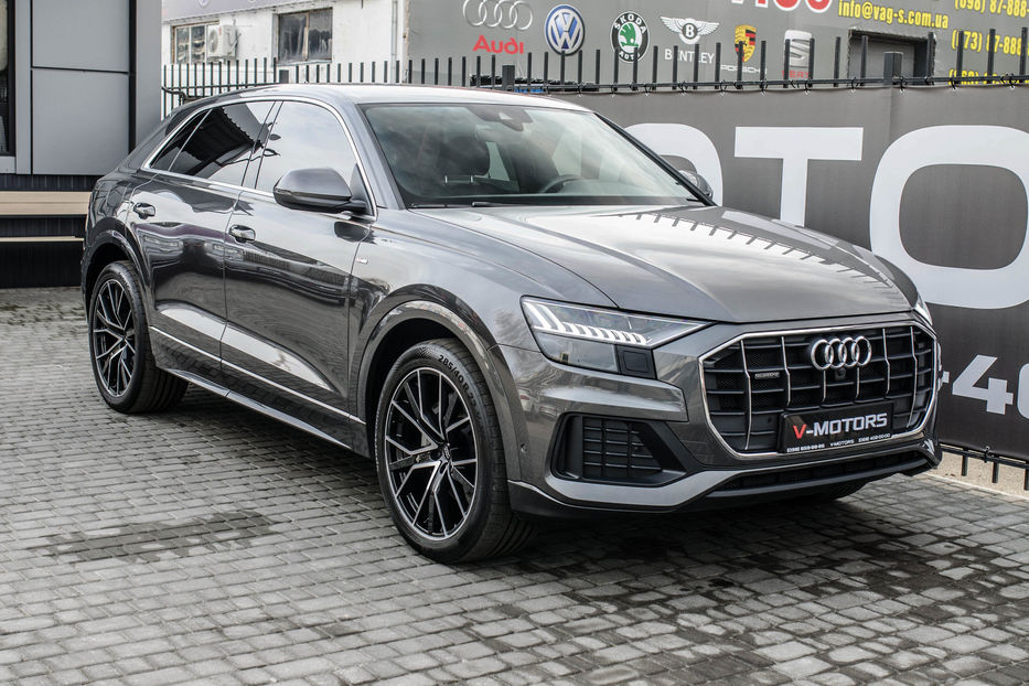 Продам Audi Q8 50TDI S-Line 2019 года в Киеве