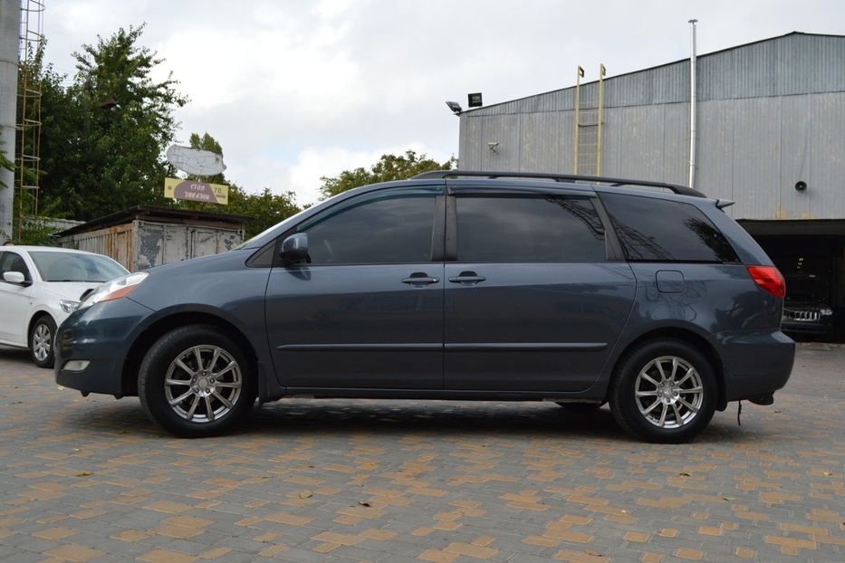 Продам Toyota Sienna XLE AWD 2007 года в Одессе