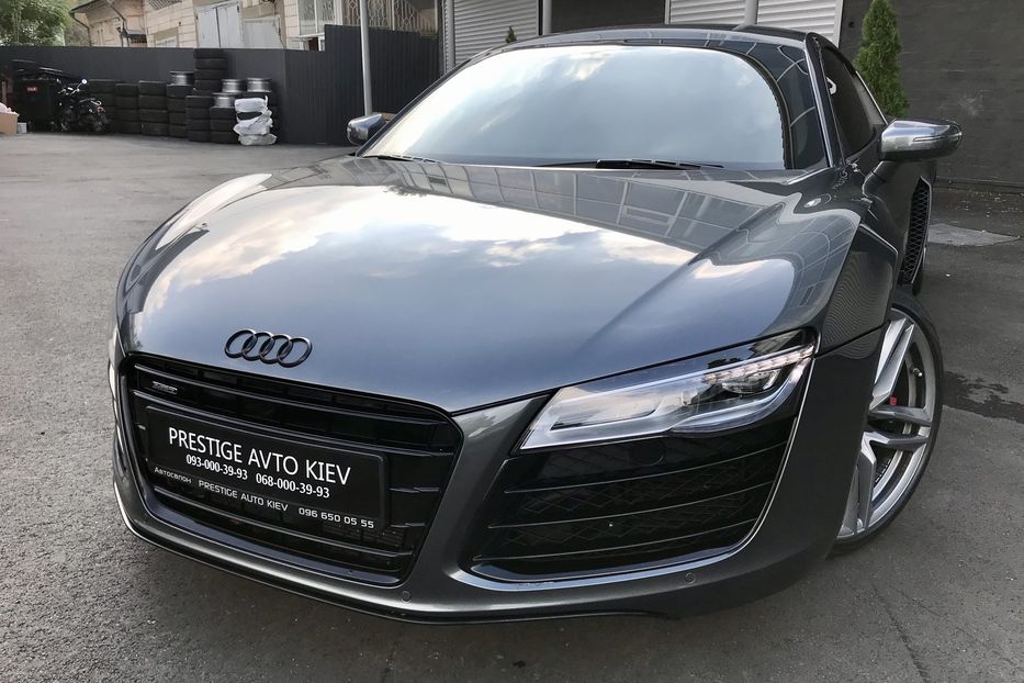 Продам Audi R8 V10 2013 года в Киеве