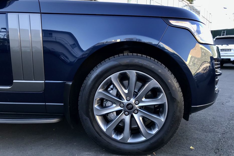 Продам Land Rover Range Rover VOGUE 2013 года в Киеве