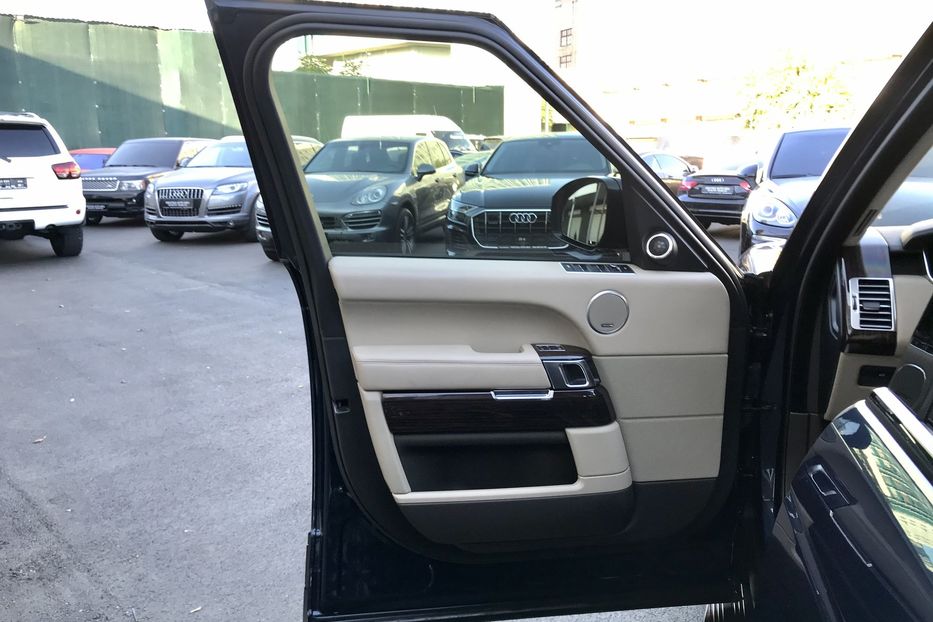 Продам Land Rover Range Rover VOGUE 2013 года в Киеве