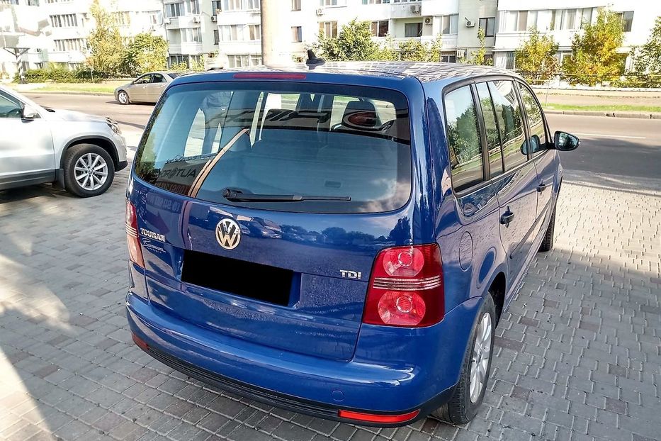 Продам Volkswagen Touran 2010 года в Николаеве