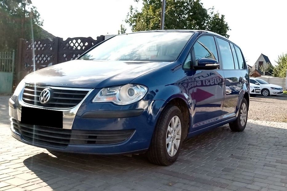 Продам Volkswagen Touran 2010 года в Николаеве