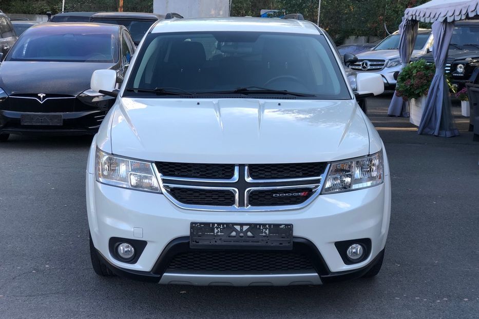 Продам Dodge Journey AWD 2012 года в Киеве