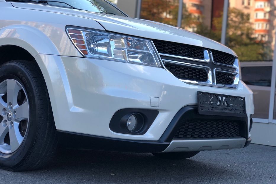 Продам Dodge Journey AWD 2012 года в Киеве